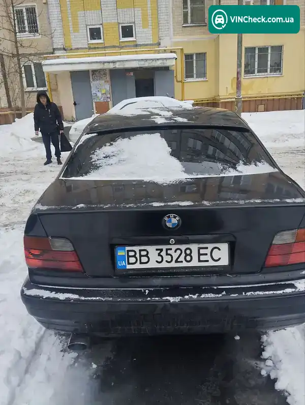 BMW 3 Series 1992, фото з оголошення 2 з 6, VIN WBACA11000EL27223