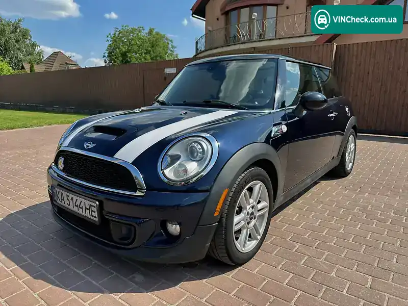 MINI Hatch 2012, фото з оголошення 1 з 11, VIN WMWSV3C57DT388252