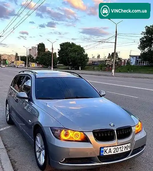 BMW 3 Series 2006, фото з оголошення 1 з 6, VIN WBAVU31050KY21378