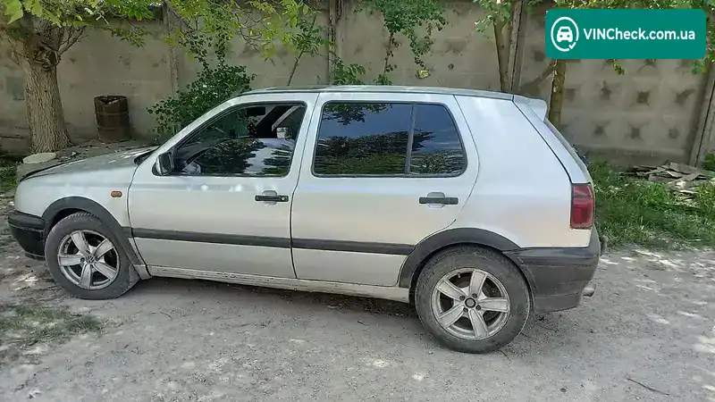 Volkswagen Golf 1997, фото з оголошення 1 з 6, VIN WVWZZZ1HZWW091451