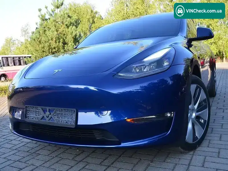 Tesla Model Y 2024, фото з оголошення 1 з 20, VIN 7SAYGDEE7RA229770