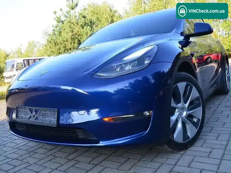 Tesla Model Y 2024, фото з оголошення 2 з 20, VIN 7SAYGDEE7RA229770