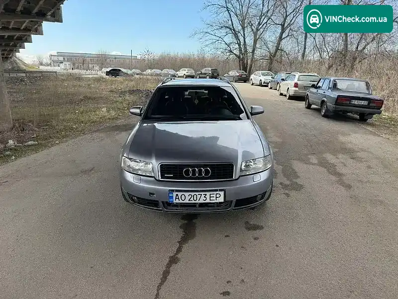Audi A4 2004, фото з оголошення 2 з 17, VIN WAUZZZ8E34A238505