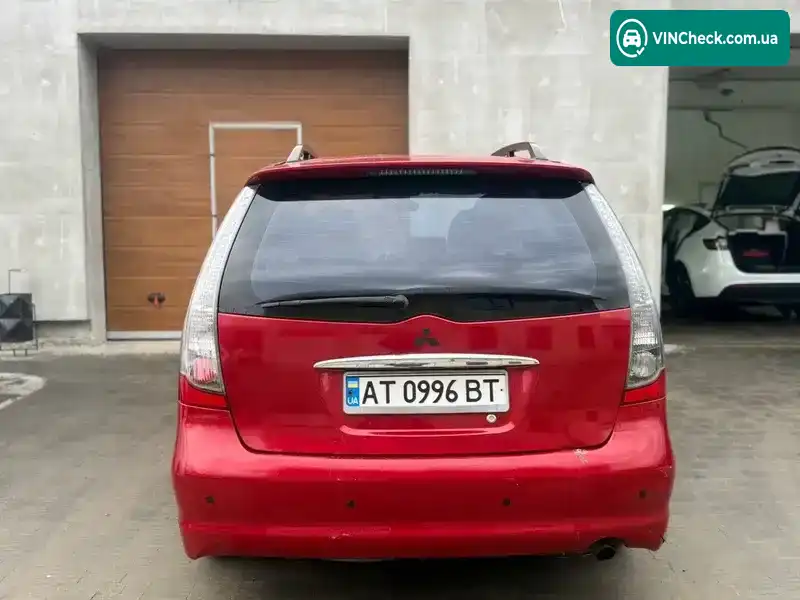 Mitsubishi Grandis 2006, фото з оголошення 2 з 16, VIN JMBLRNA4W6Z002251