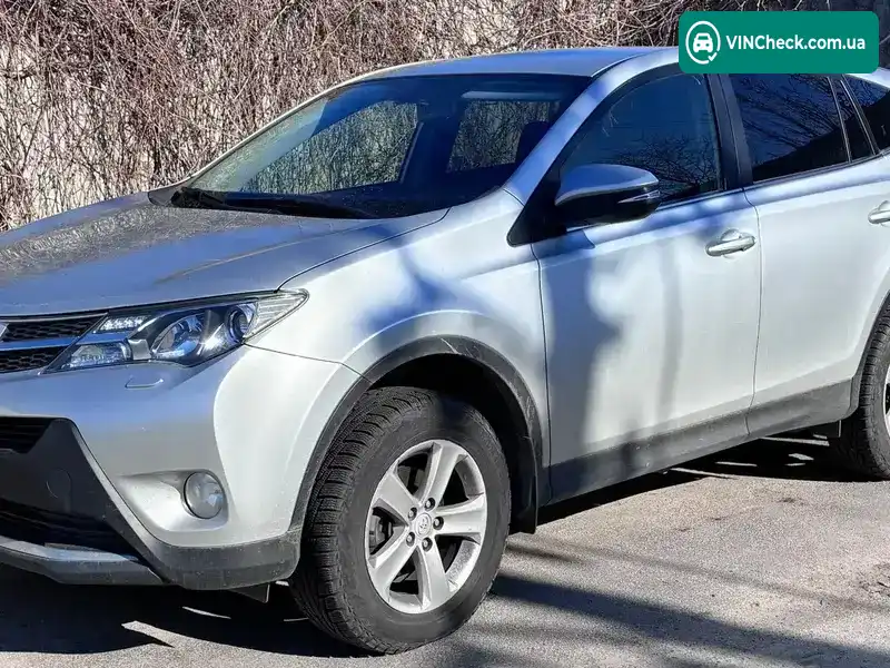 Toyota RAV4 2013, фото з оголошення 1 з 11, VIN JTMDAREV70D021797
