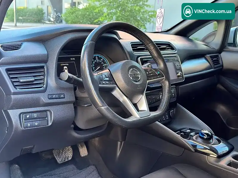 Nissan Leaf 2018, фото з оголошення 2 з 20, VIN 1N4AZ1CP9JC308606