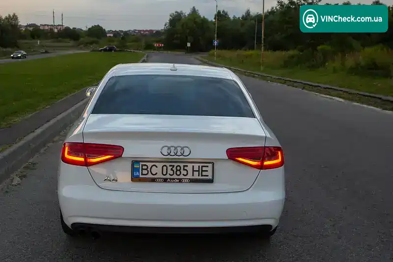 Audi A4 2013, фото з оголошення 2 з 20, VIN WAUAFAFL6EN004782