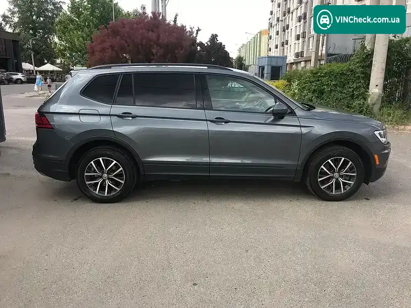 Volkswagen Tiguan 2020, фото з оголошення 1 з 16, VIN 3VV0B7AX1MM000270