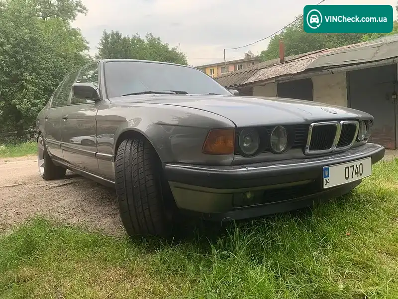 BMW 7 Series 1993, фото з оголошення 2 з 19, VIN WBAAC710401444704