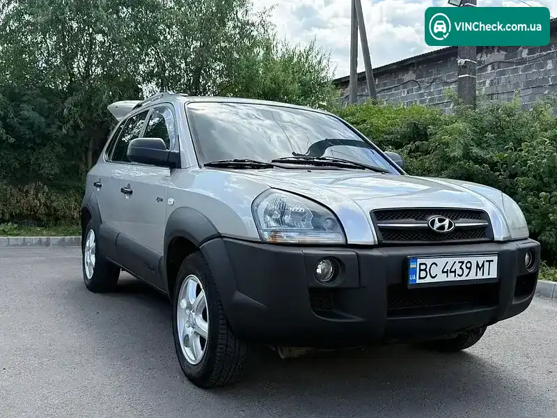 Hyundai Tucson 2005, фото з оголошення 1 з 19, VIN KMHJM81VP5U157926