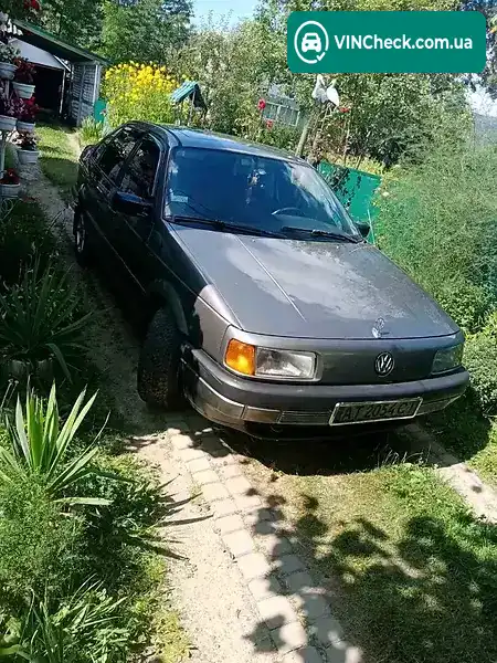 Volkswagen Passat 1990, фото з оголошення 1 з 12, VIN WVWZZZ31ZLB013315