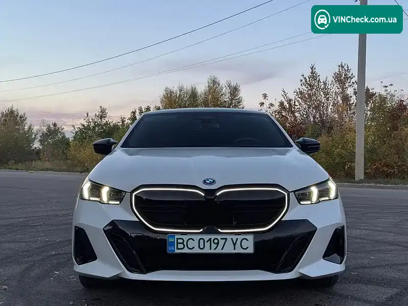 BMW i5 2023, фото з оголошення 2 з 19, VIN WBY33FK03RCR34684