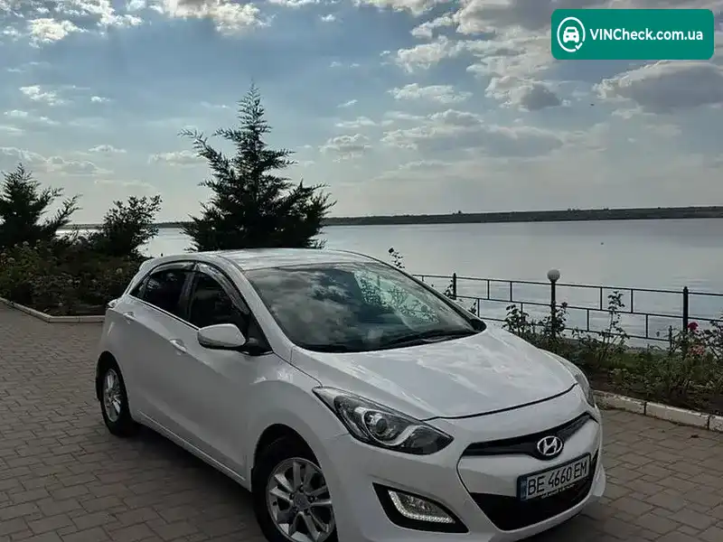Hyundai i30 2013, фото з оголошення 2 з 20, VIN TMAD351UBEJ152748