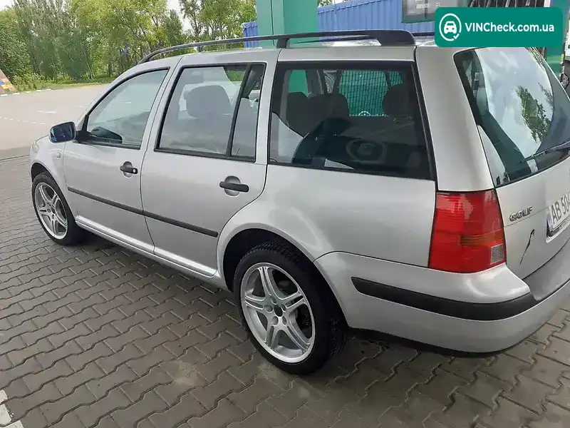 Volkswagen Golf 2000, фото з оголошення 2 з 20, VIN WVWZZZ1JZ1W204011