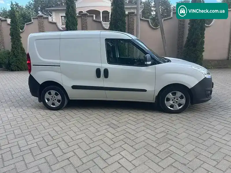 Opel Combo 2017, фото з оголошення 2 з 20, VIN W0L6ZZR1BH9620125