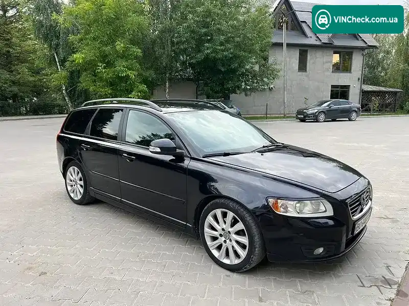 Volvo V50 2011, фото з оголошення 1 з 20, VIN YV1MW84F1C2677560