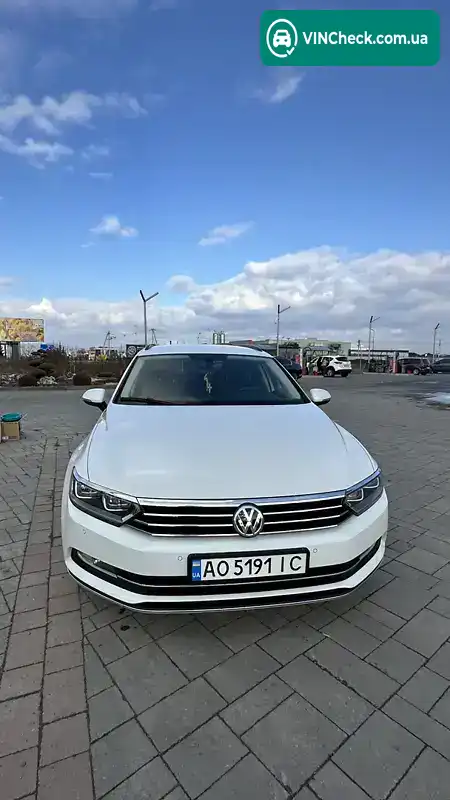 Volkswagen Passat 2019, фото з оголошення 2 з 20, VIN WVWZZZ3CZKE103962