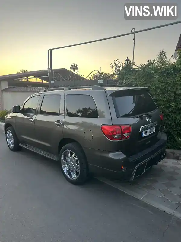 Toyota Sequoia 2008, фото з оголошення 2 з 21, VIN 5TDBY67A18S008037