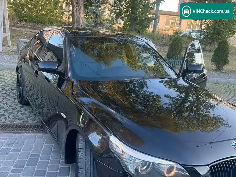 BMW 5 Series 2007, фото з оголошення 1 з 20, VIN WBANU11010CW41281