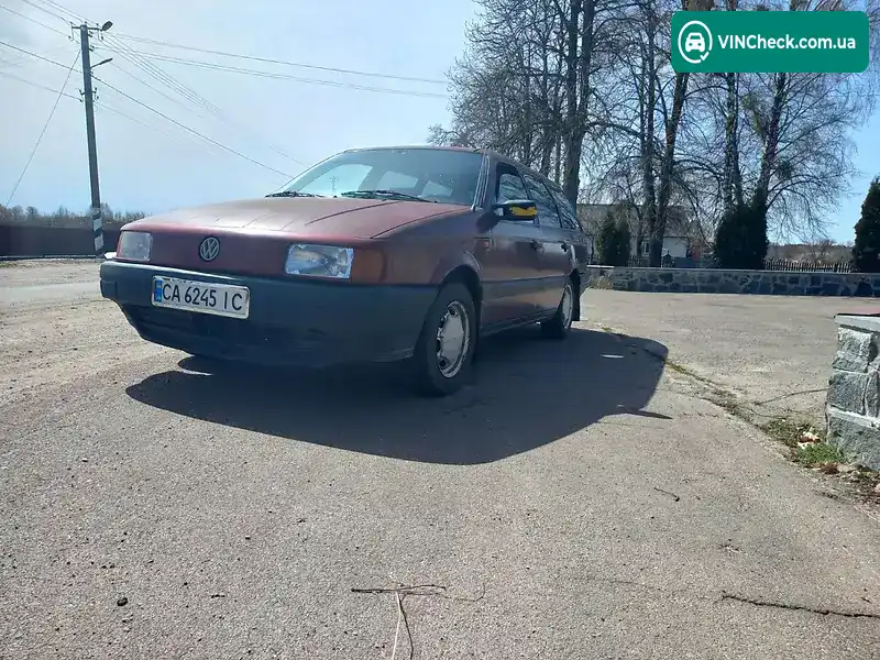 Volkswagen Passat 1992, фото з оголошення 2 з 5, VIN WVWZZZ31ZNE195353