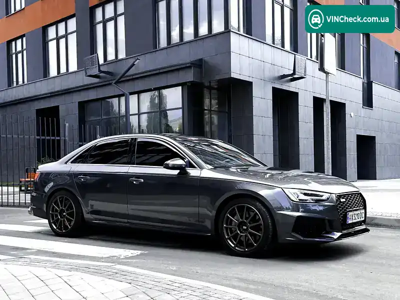 Audi A4 2018, фото з оголошення 2 з 21, VIN WAUPNAF49JA138533