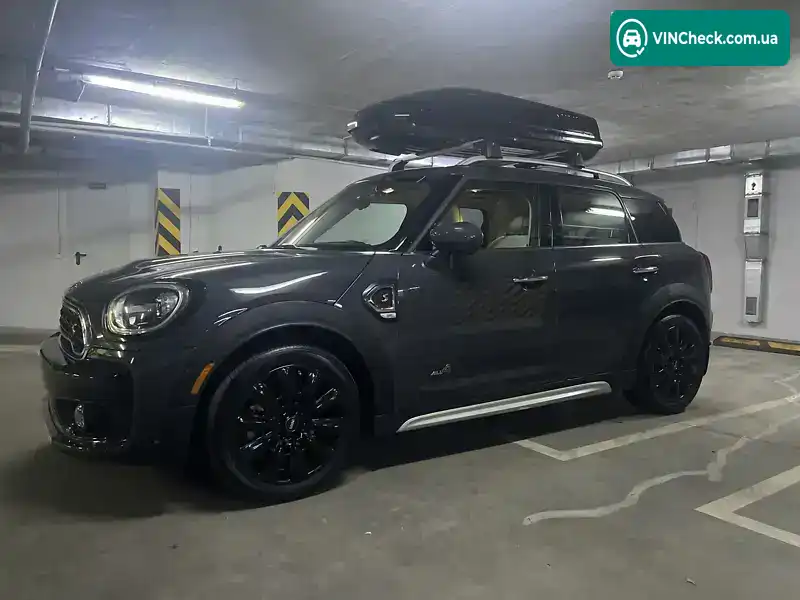 MINI Countryman 2018, фото з оголошення 2 з 19, VIN WMZYT5C32J3E61717