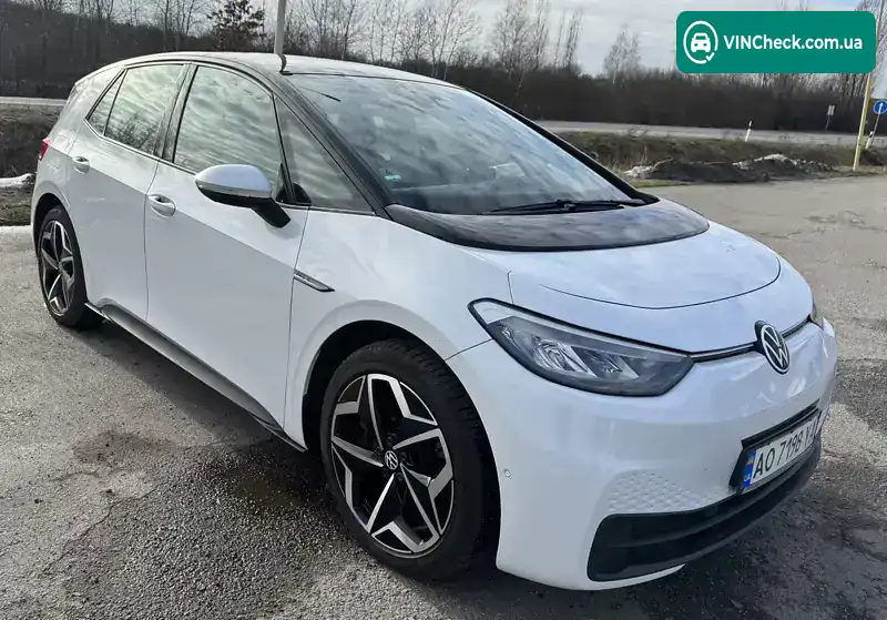 Volkswagen ID.3 2023, фото з оголошення 1 з 21, VIN WVWZZZE1ZPP039806