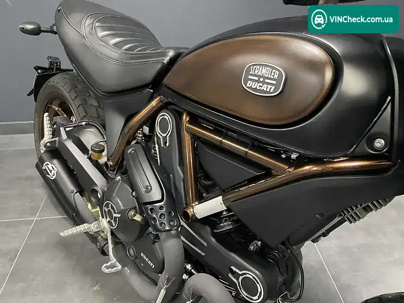 Ducati Scrambler 2016, фото з оголошення 2 з 10, VIN ZDMK100AAGB017467