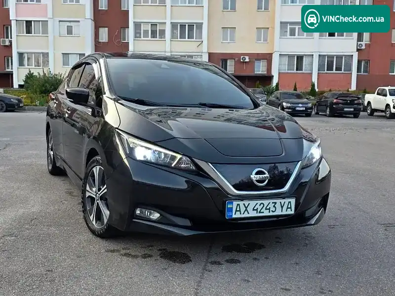 Nissan Leaf 2018, фото з оголошення 2 з 19, VIN SJNFAAZE1U0007670