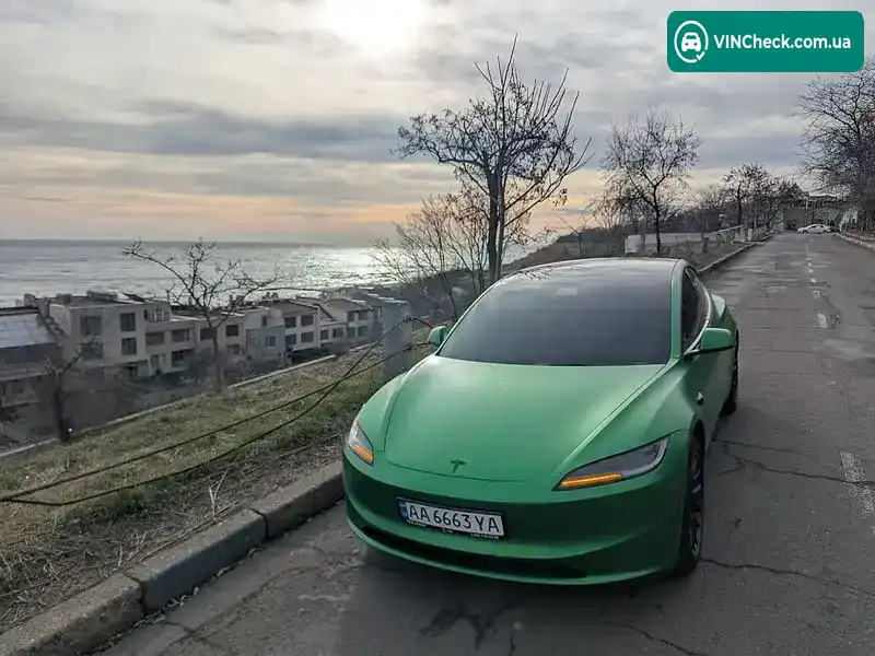 Tesla Model 3 2025, фото з оголошення 1 з 6, VIN 5YJ3E1EA1SF925543
