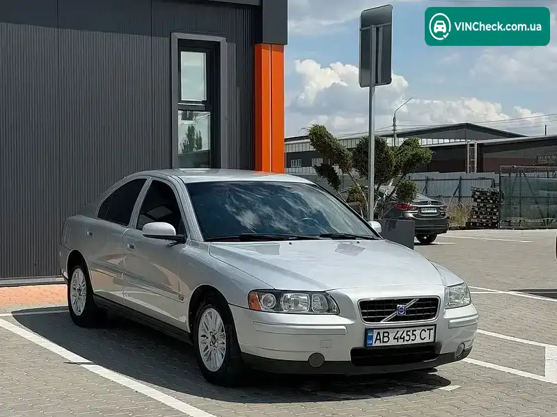 Volvo S60 2005, фото з оголошення 1 з 20, VIN YV1RS746252425703