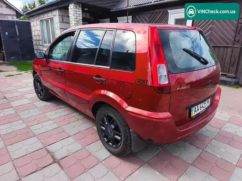 Ford Fusion 2008, фото з оголошення 2 з 10, VIN WF0UXXGAJU8K84056