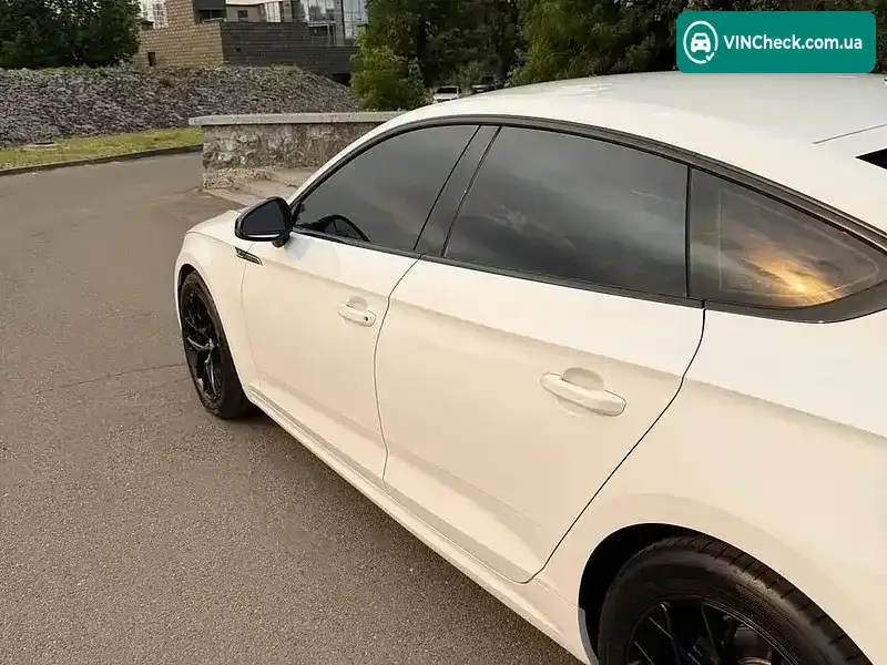 Audi A5 2017, фото з оголошення 2 з 15, VIN WAUZZZF54HA027547