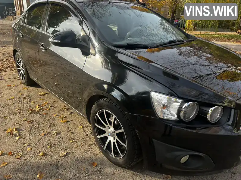 Chevrolet Aveo 2014, фото з оголошення 2 з 19, VIN Y6DTA69FJEB575174