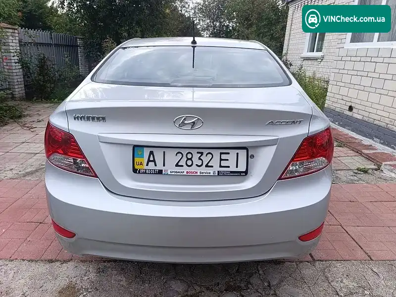 Hyundai Accent 2013, фото з оголошення 2 з 20, VIN Z94CT41CADR202428