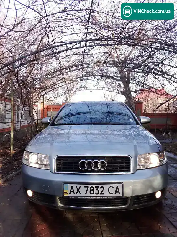 Audi A4 2003, фото з оголошення 1 з 17, VIN WAUZZZ8E54A110461