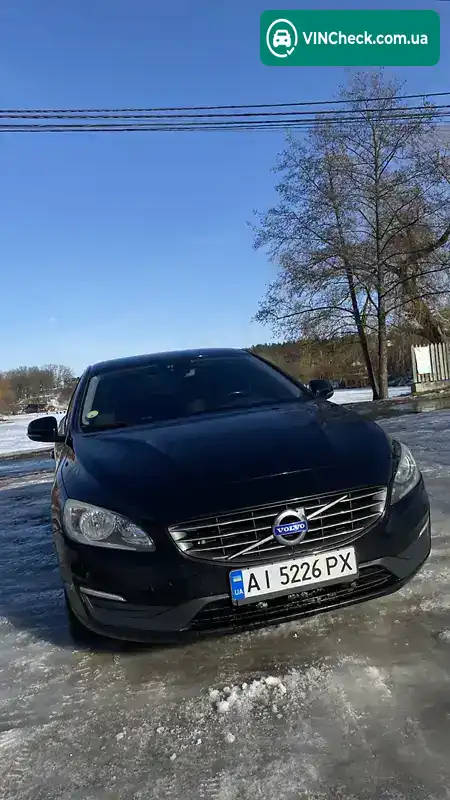 Volvo V60 2014, фото з оголошення 2 з 11, VIN YV1FW738DF1229292
