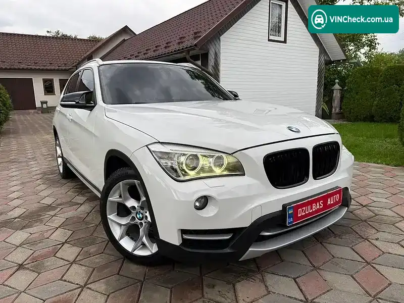 BMW X1 2012, фото з оголошення 2 з 20, VIN WBAVN71010VR36918