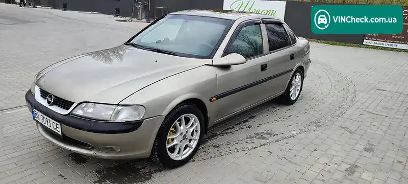Opel Vectra 1996, фото з оголошення 1 з 11, VIN W0L000036T5109017