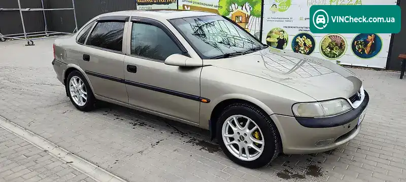 Opel Vectra 1996, фото з оголошення 2 з 11, VIN W0L000036T5109017