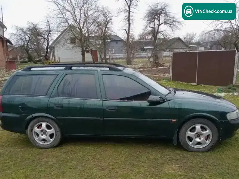 Opel Vectra 1997, фото з оголошення, VIN W0L0JBF35W7090281