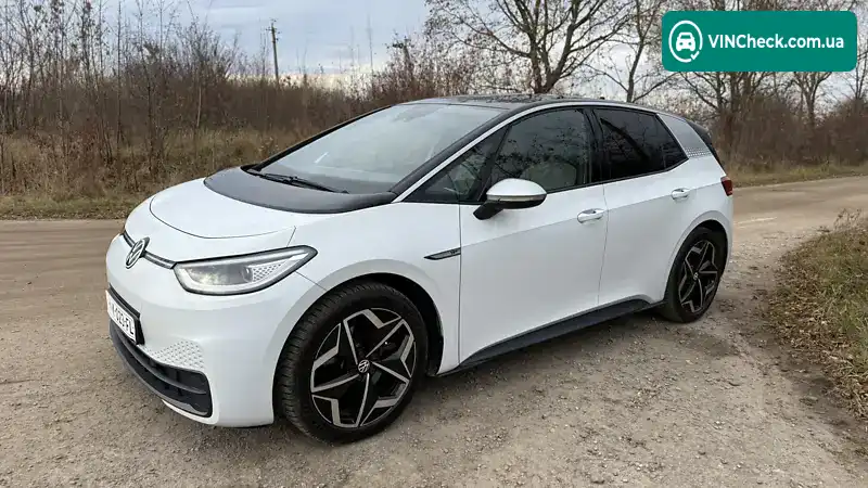 Volkswagen ID.3 2020, фото з оголошення 1 з 20, VIN WVWZZZE1ZMP002623