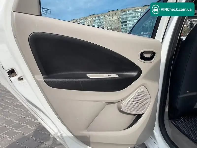 Renault Zoe 2014, фото з оголошення 2 з 20, VIN VF1AGVYA051086260