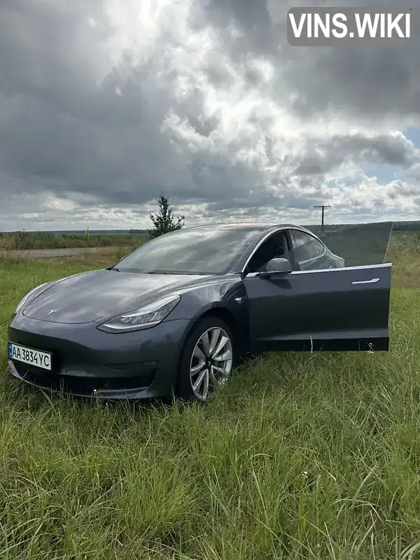 Tesla Model 3 2019, фото з оголошення 2 з 19, VIN 5YJ3E1EA2KF300956