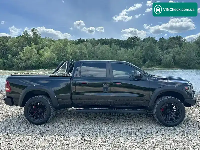 Ram 1500 2023, фото з оголошення 1 з 20, VIN 1C6SRFRT6PN577179