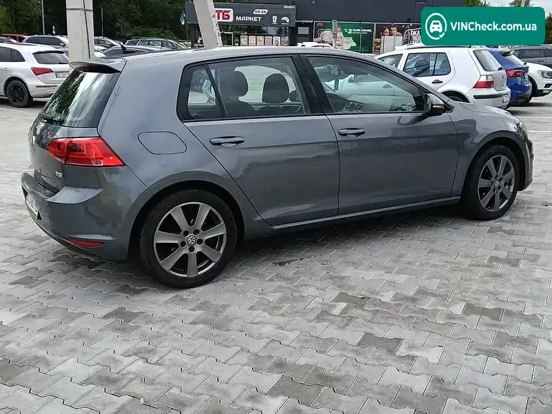 Volkswagen Golf 2016, фото з оголошення 2 з 9, VIN 3VW217AU2GM043579