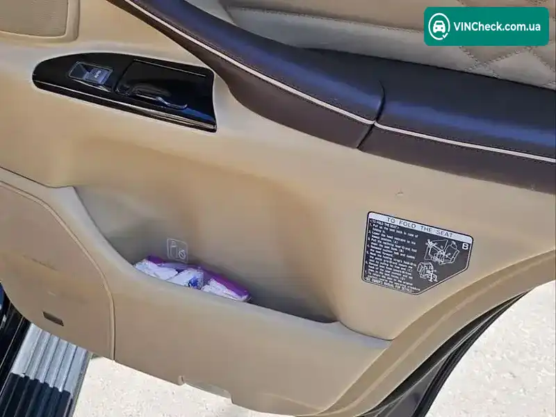 Lexus LX 2010, фото з оголошення 2 з 20, VIN JTJHY00W504057820