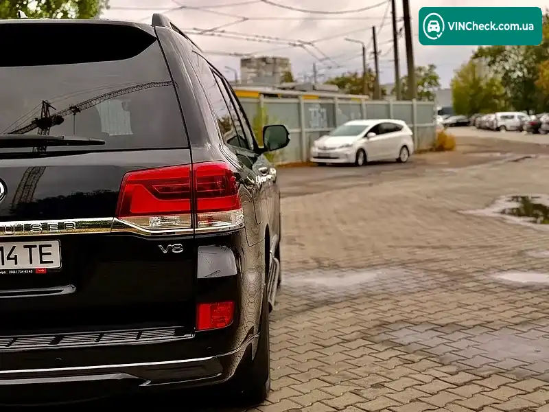 Toyota Land Cruiser 2017, фото з оголошення 1 з 20, VIN JTMCV02J204213562
