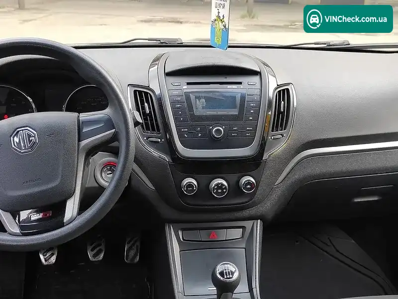 MG 5 2013, фото з оголошення 1 з 13, VIN LSJA14E64DG108588