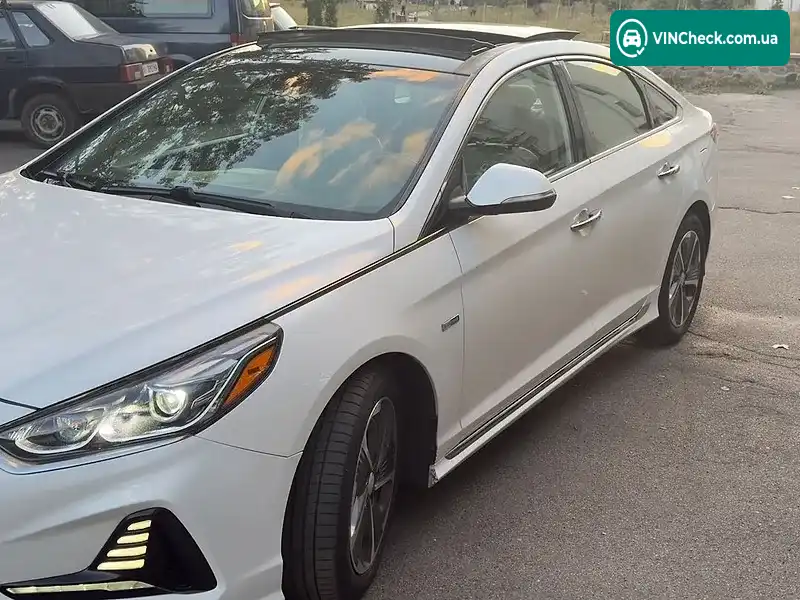 Hyundai Sonata 2018, фото з оголошення 2 з 13, VIN KMHE34L34JA087046